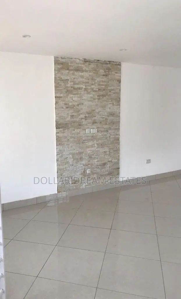 3bdrm House in Adjiriganor for rent