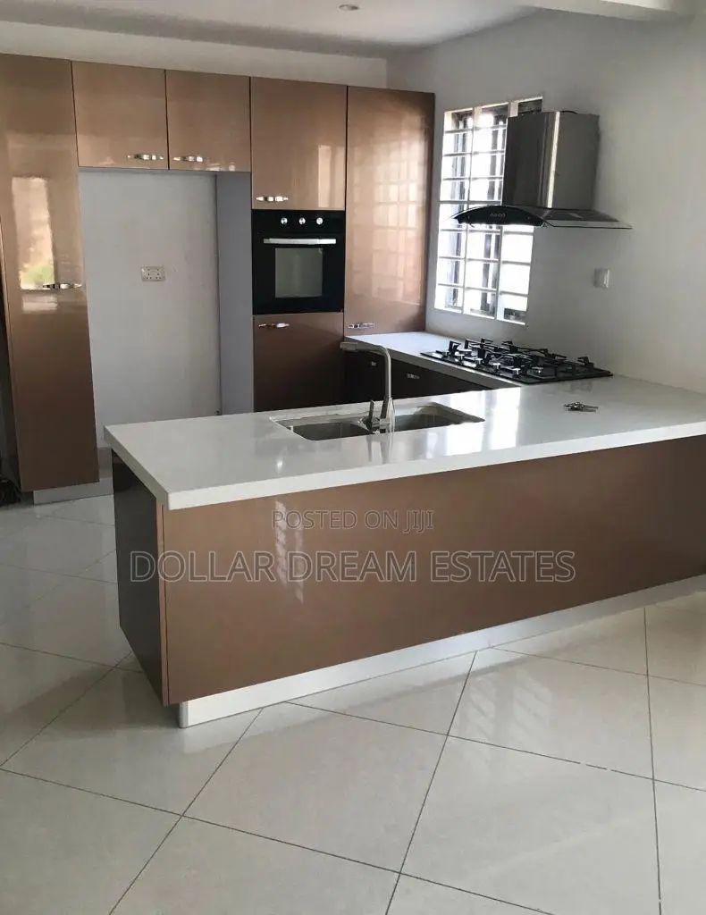 3bdrm House in Adjiriganor for rent