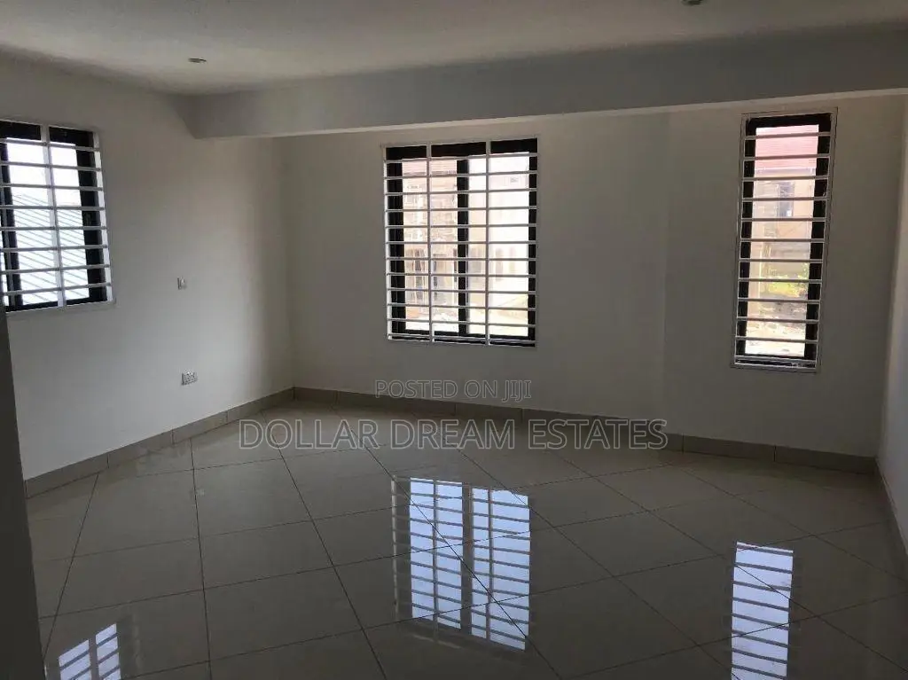 3bdrm House in Adjiriganor for rent
