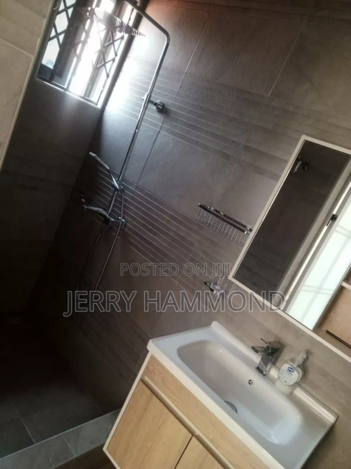 2bdrm House in Tseaddo East Airport for rent