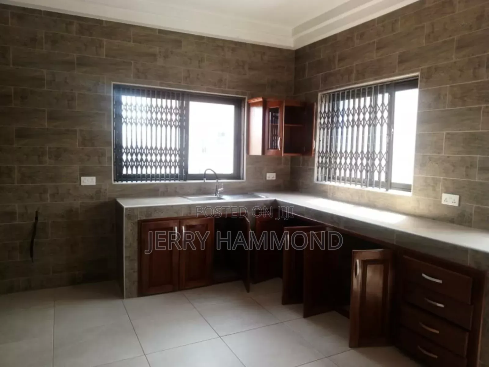 2bdrm House in Tseaddo East Airport for rent