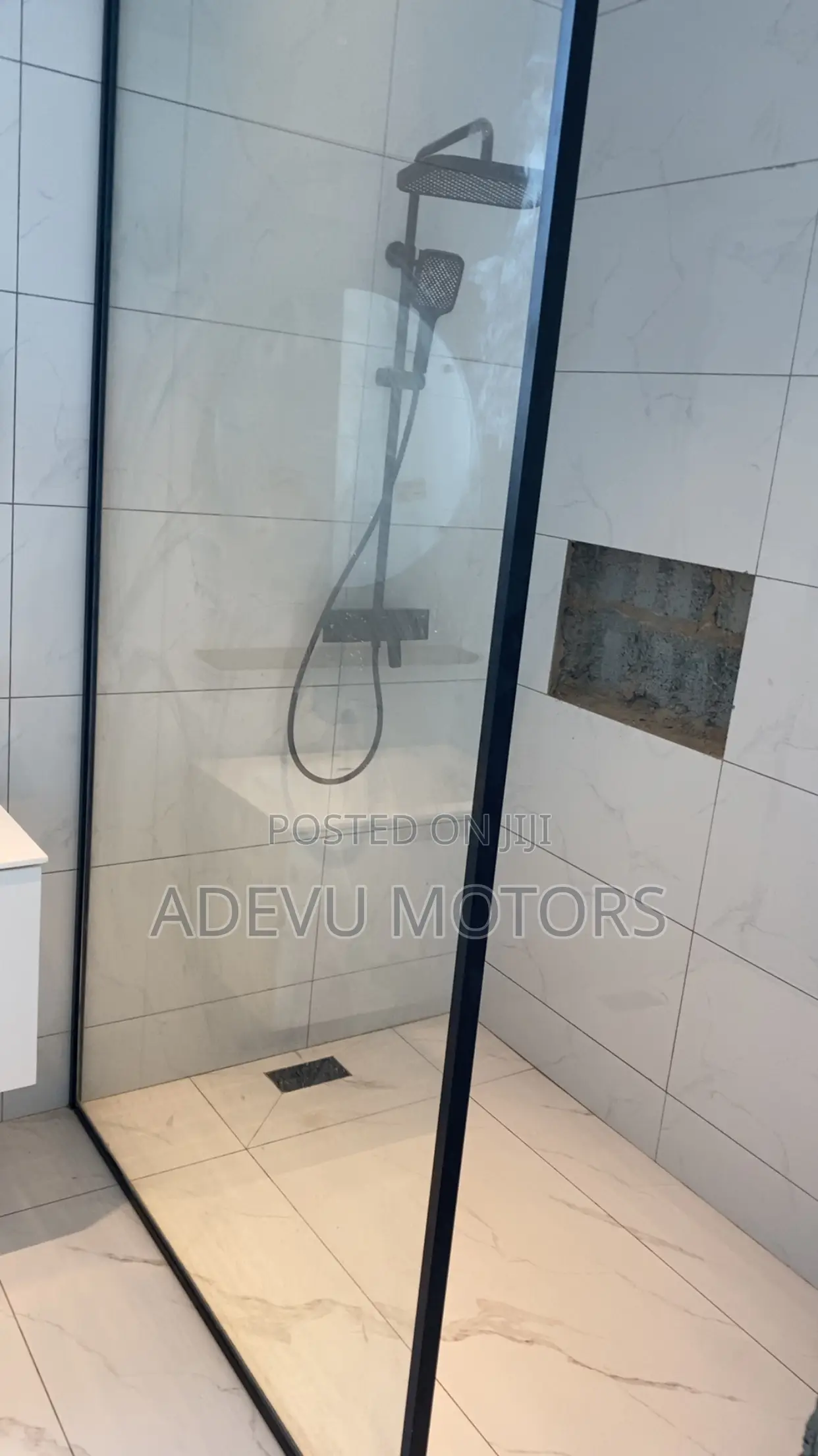 6bdrm House in Adevu Homes, Oyarifa for sale