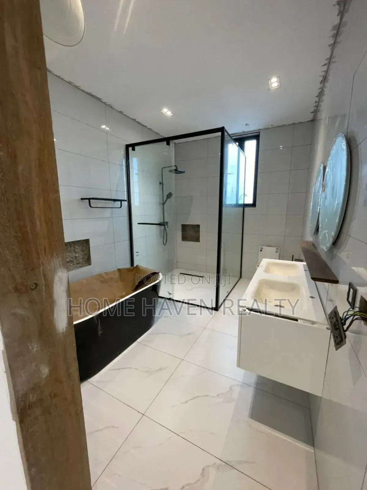 5bdrm House in Oyarifa for sale