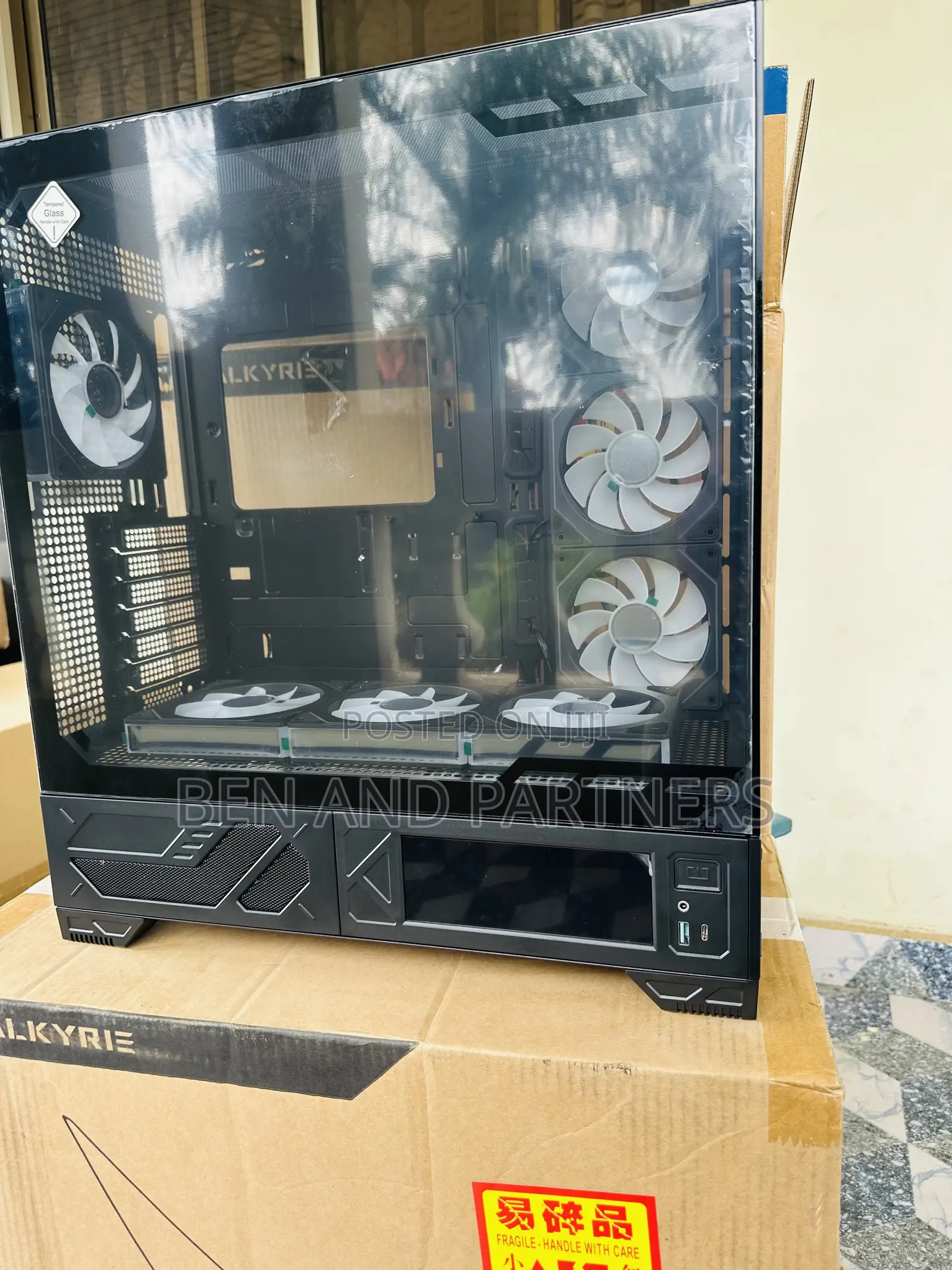 Valkyrie 6.2" Touchscreen Gaming Pc Case With 7-argb Fans