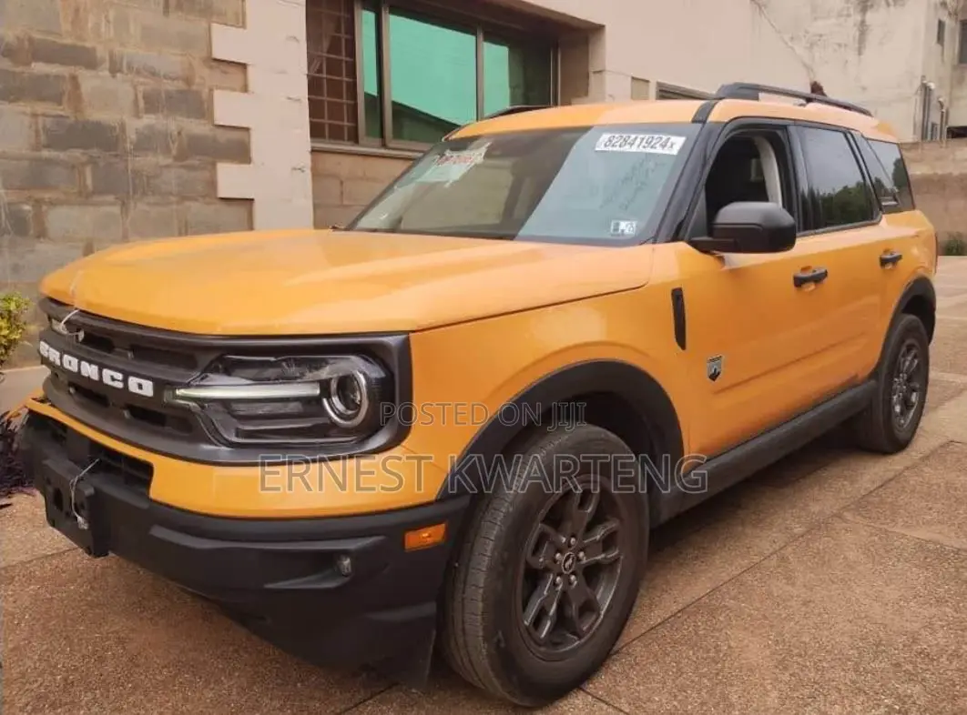 Ford Bronco 2022 Yellow