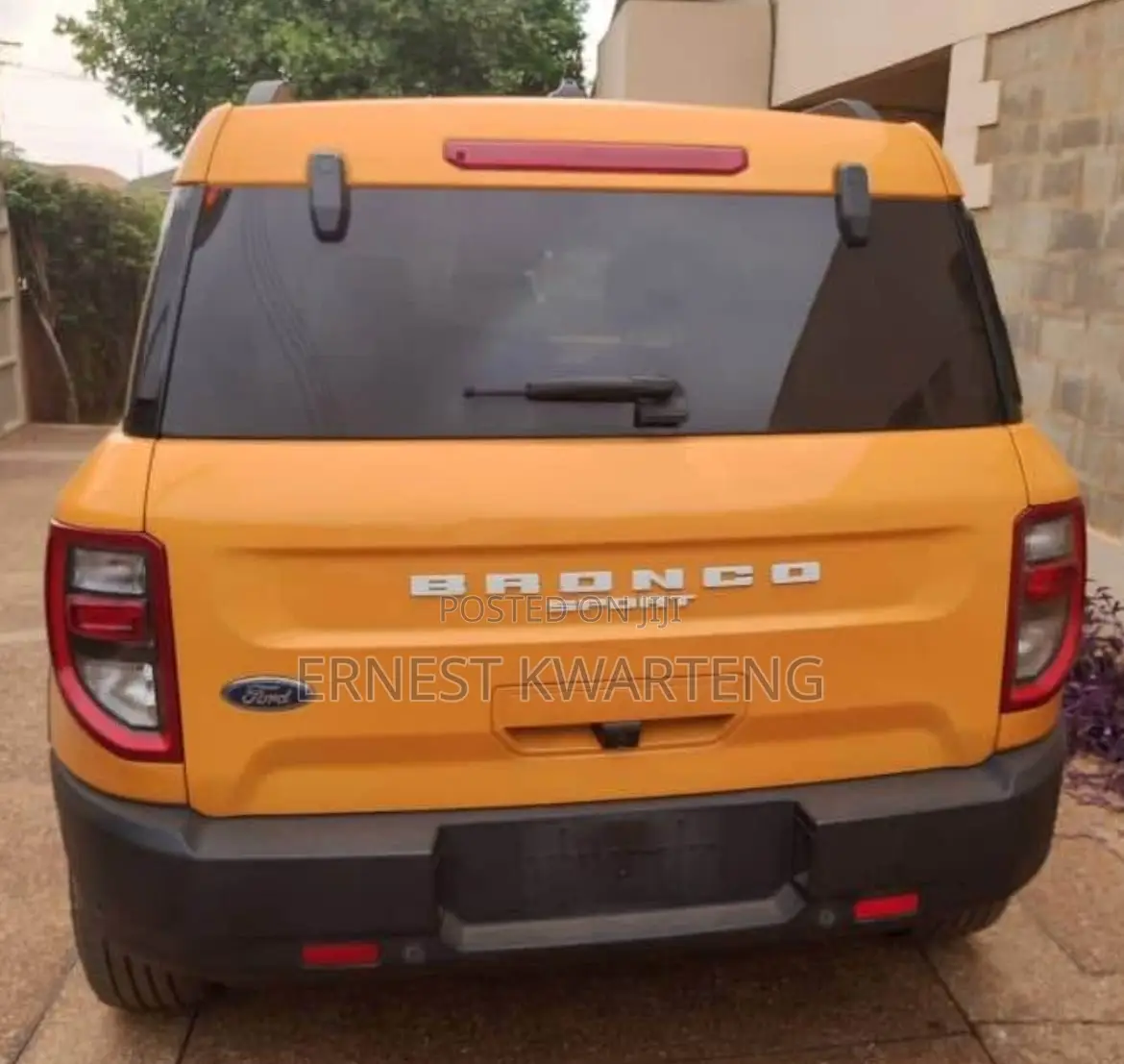 Ford Bronco 2022 Yellow