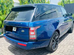 Land Rover Range Rover Vogue 2016 Blue