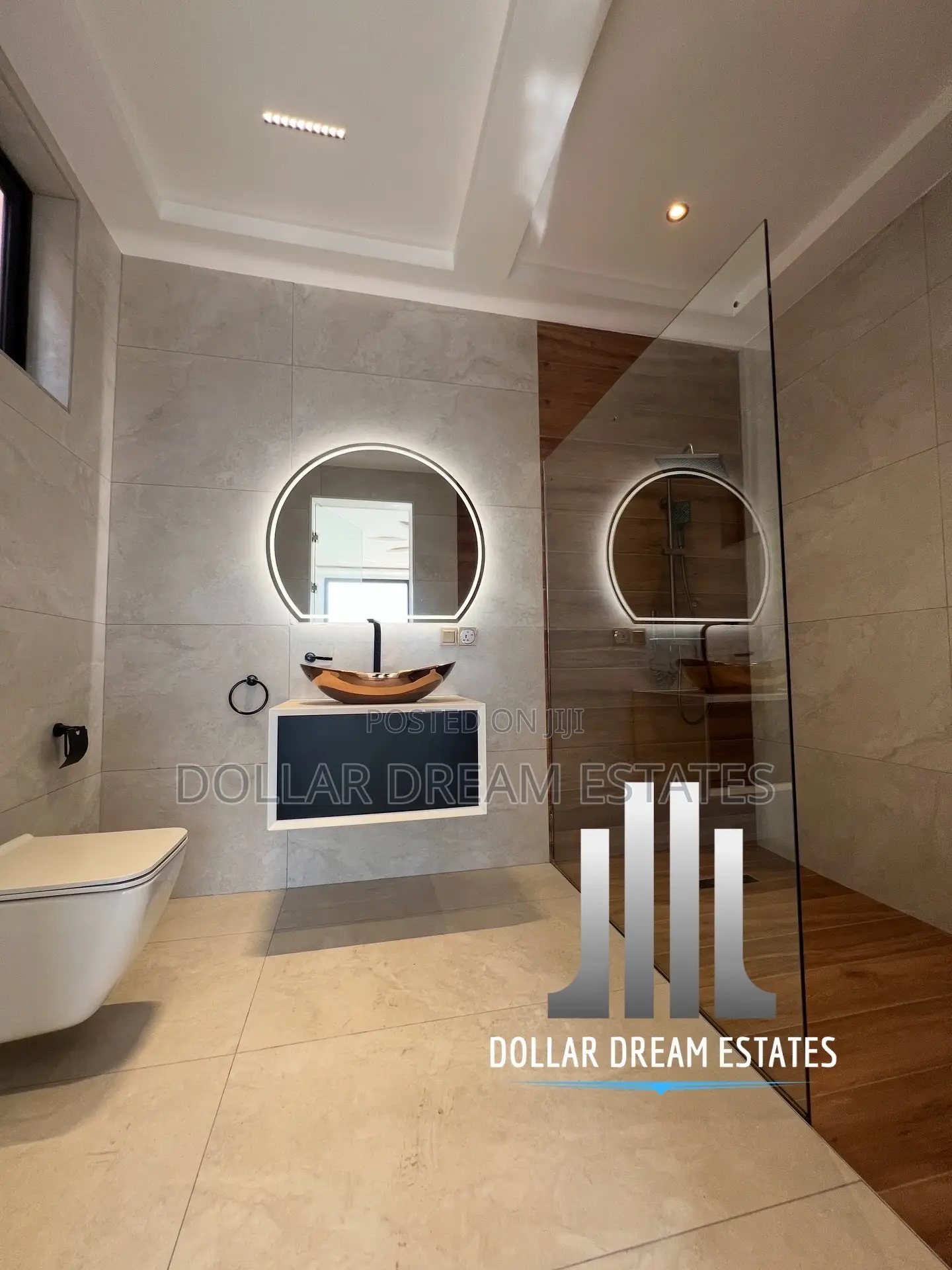 5bdrm House in East Legon for sale