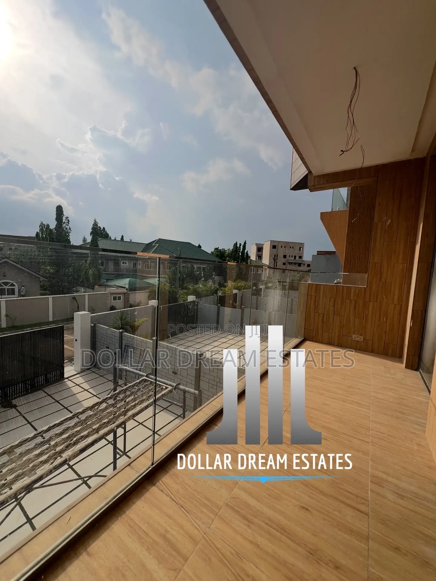 5bdrm House in East Legon for sale