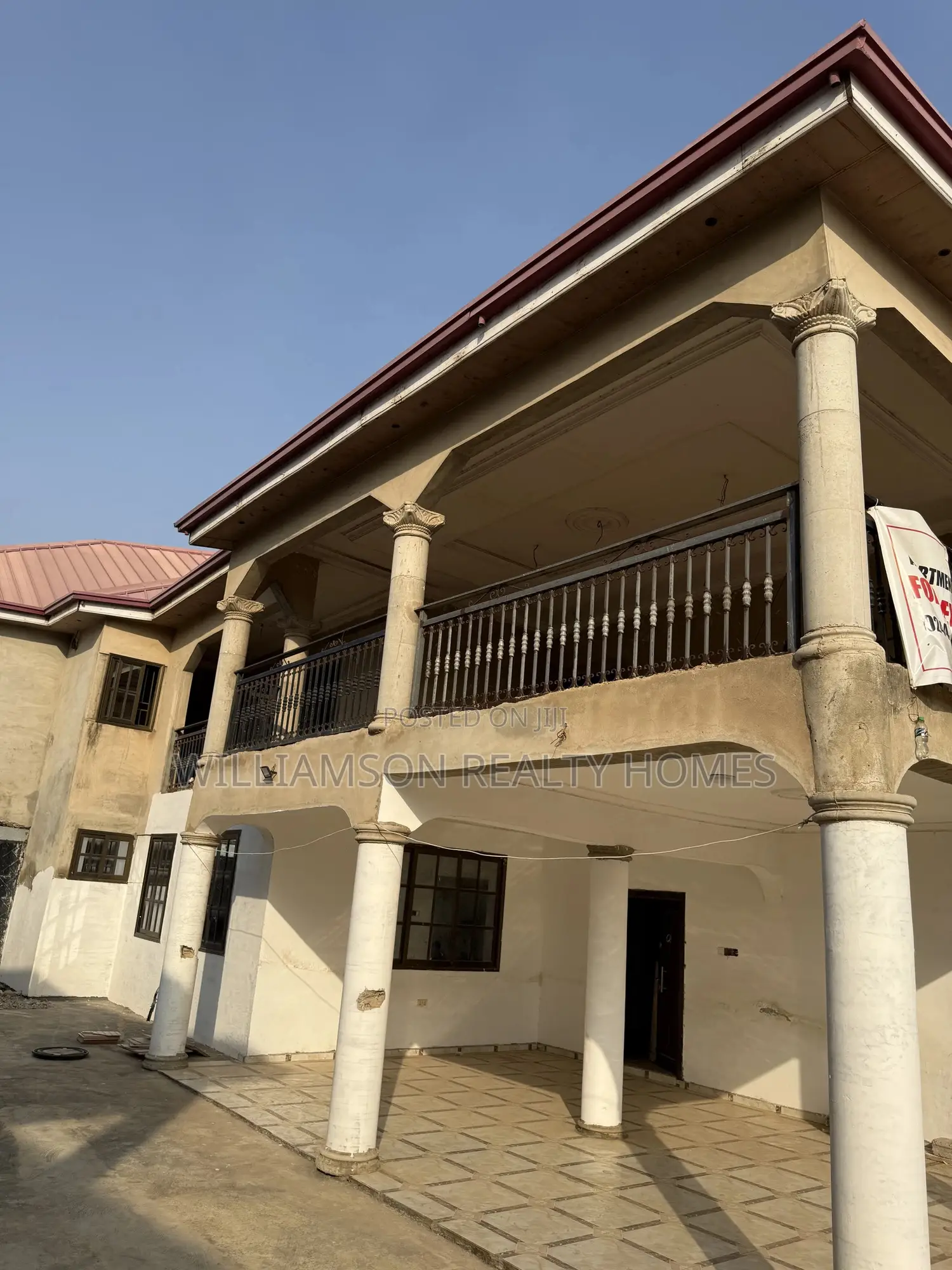 6bdrm House in Hfc Estate Area, Spintex for rent