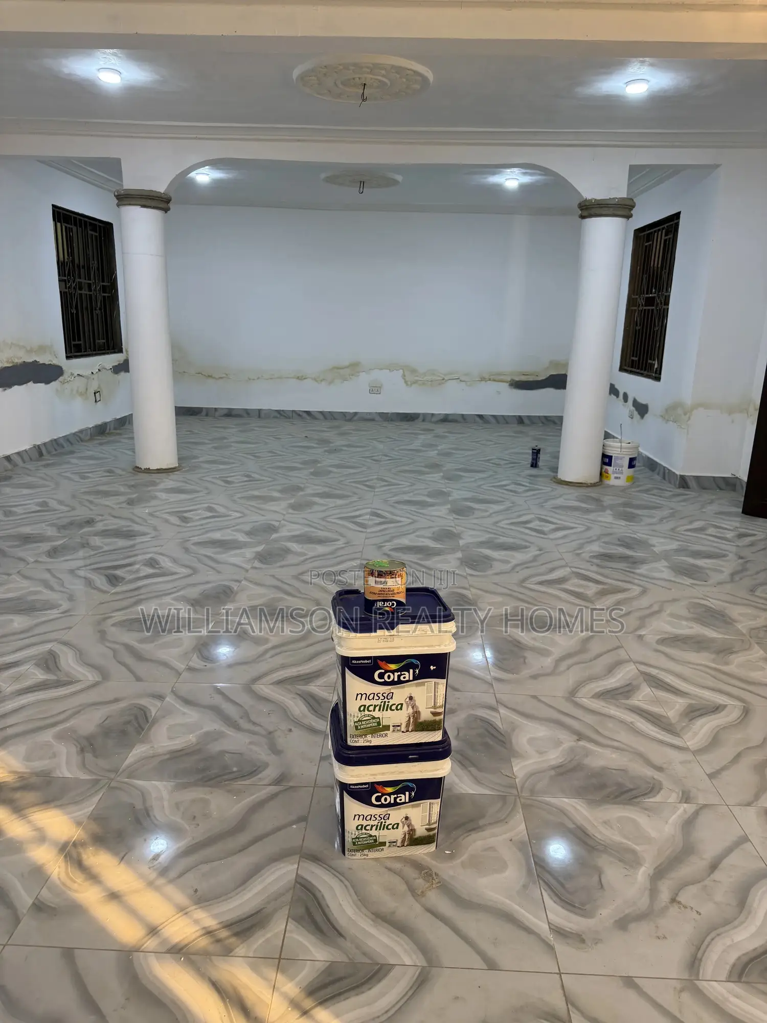 6bdrm House in Hfc Estate Area, Spintex for rent