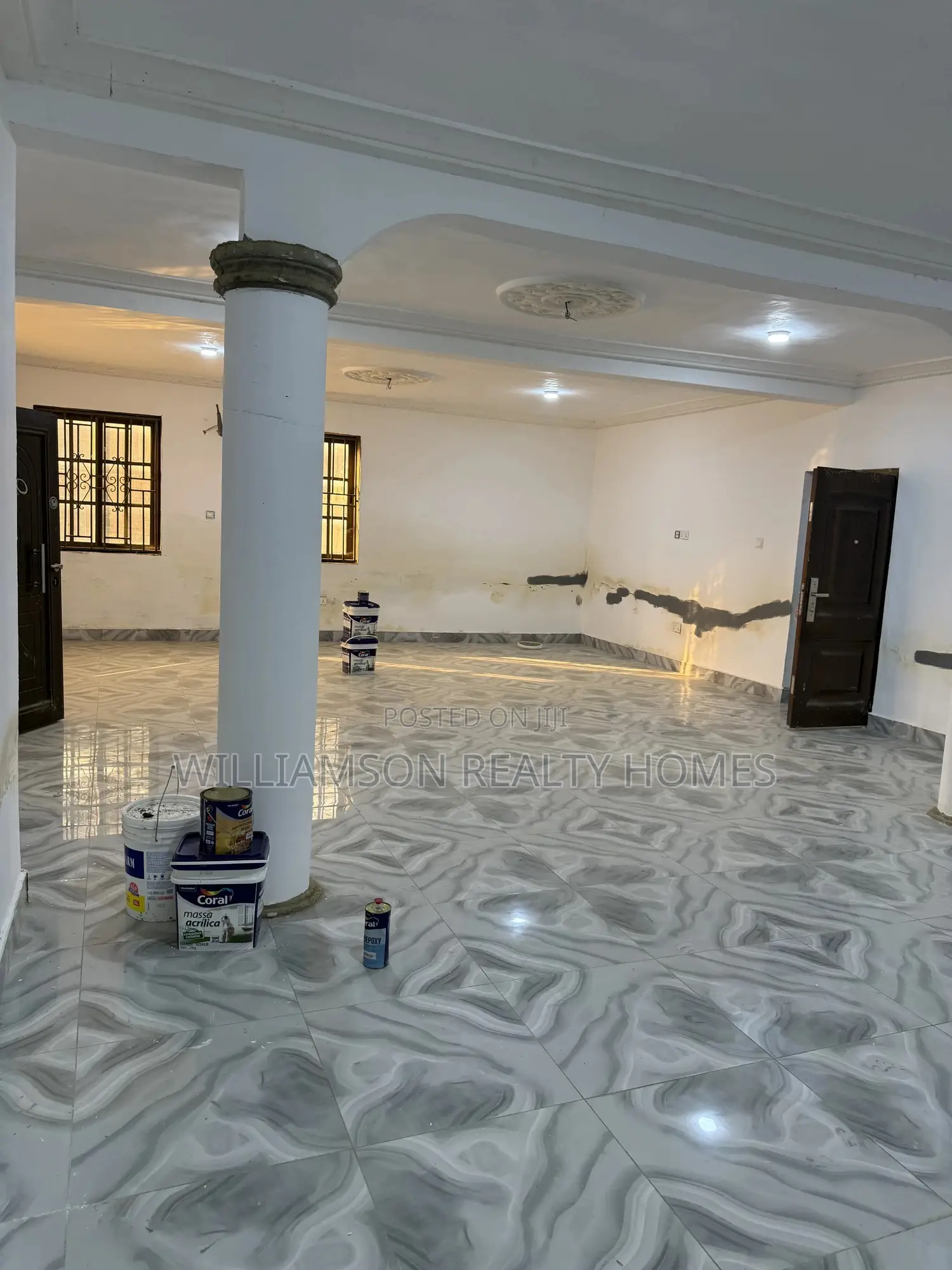 6bdrm House in Hfc Estate Area, Spintex for rent