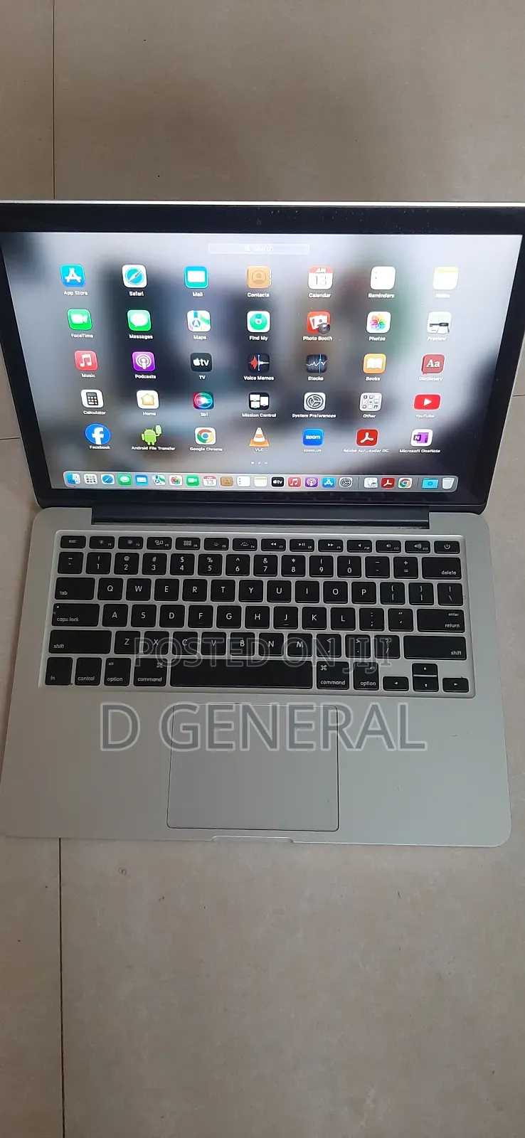 Laptop Apple MacBook 2015 8GB Intel Core I5 SSD 500GB