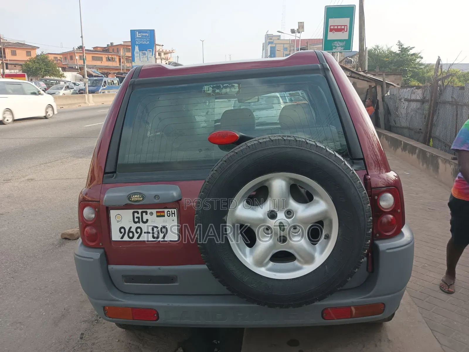 Land Rover Discovery Sport 2017 Red in Circle - Cars, Bismark Otoo ...