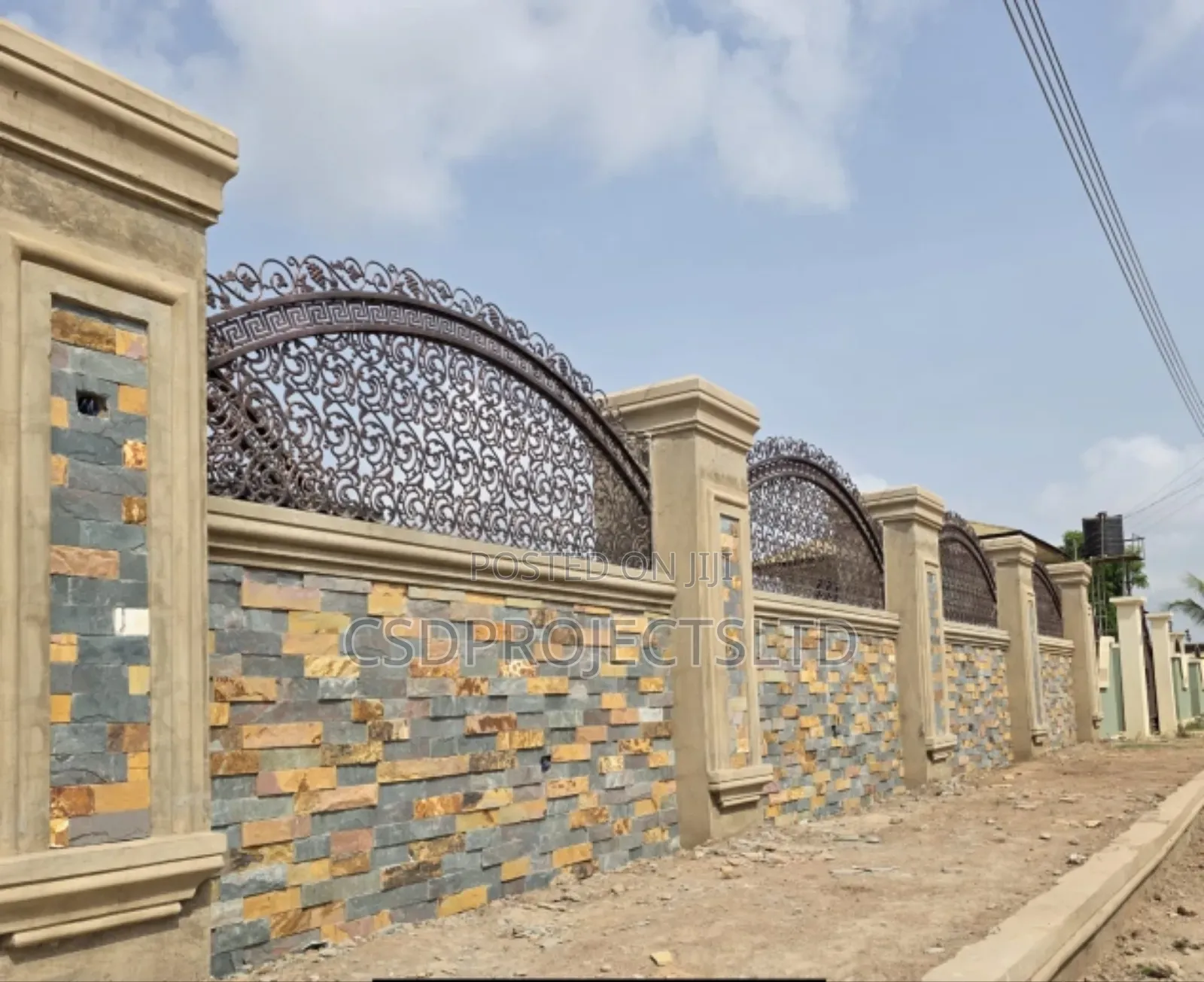 Excellent Strong Parapet Design