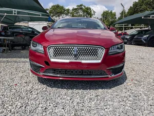 Lincoln MKZ 2017 Red
