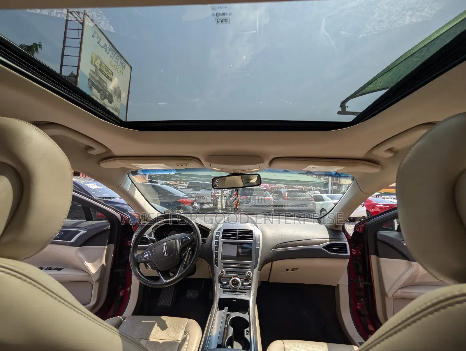 Lincoln MKZ 2017 Red