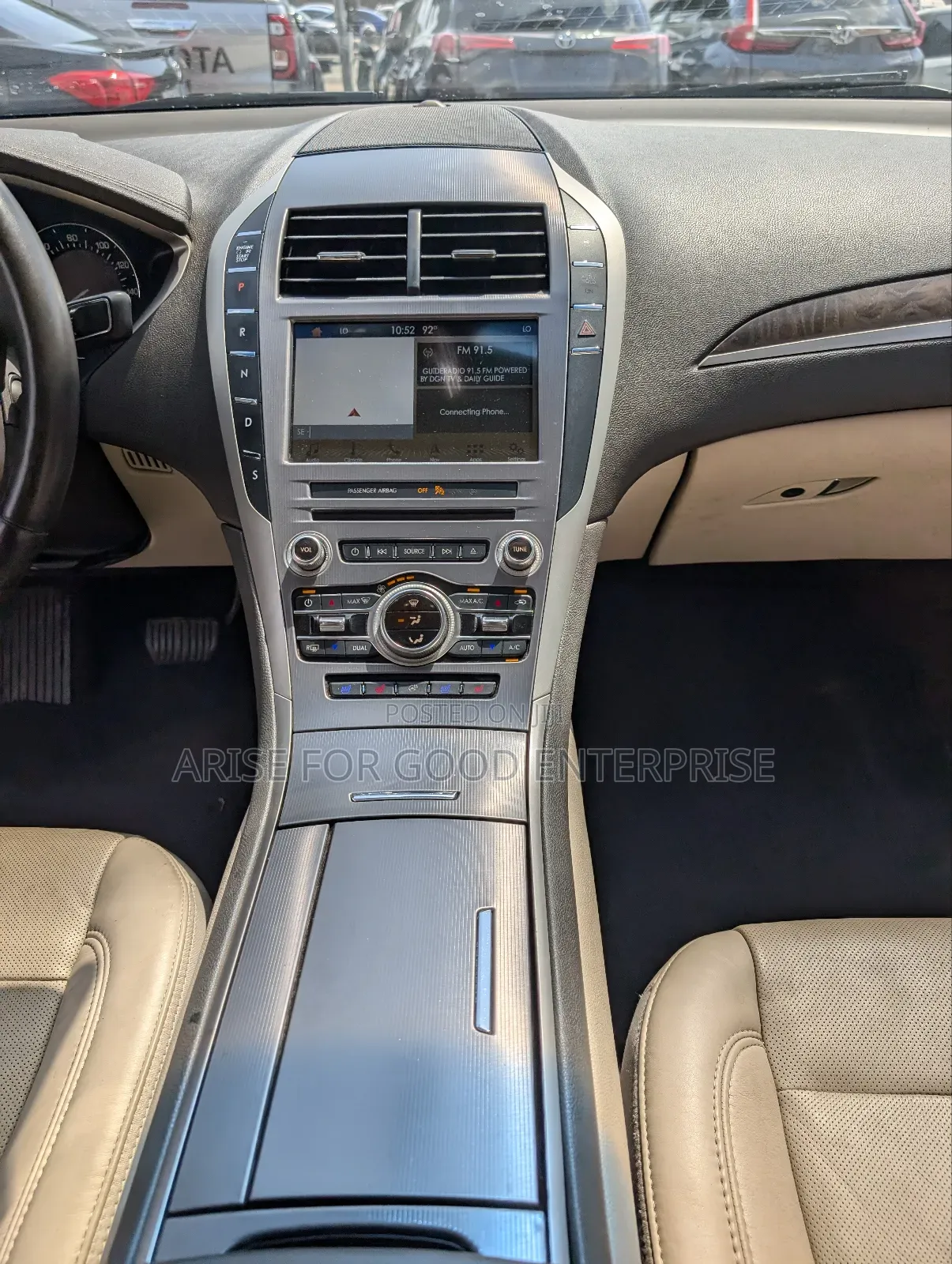 Lincoln MKZ 2017 Red