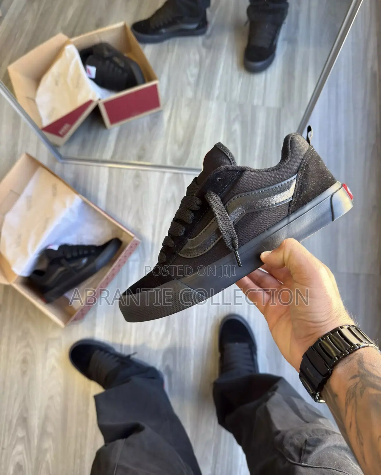Vans Knu Skool All Black Suede