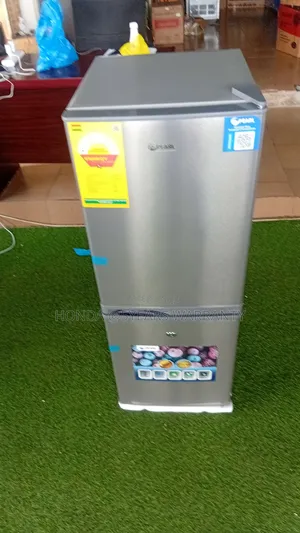 Modern 125l Refrigerator With Fast Cooling 