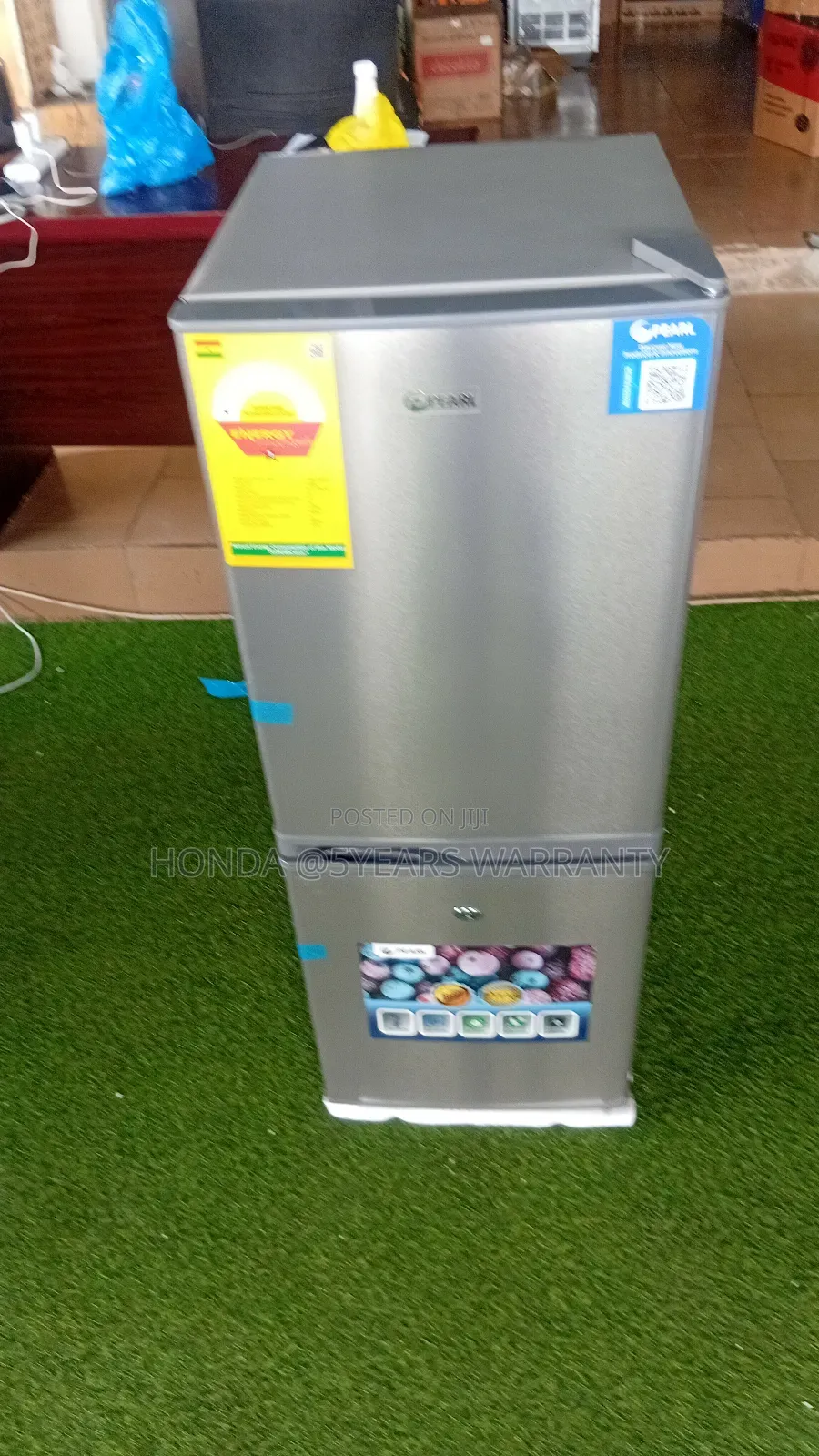 Modern 125l Refrigerator With Fast Cooling 