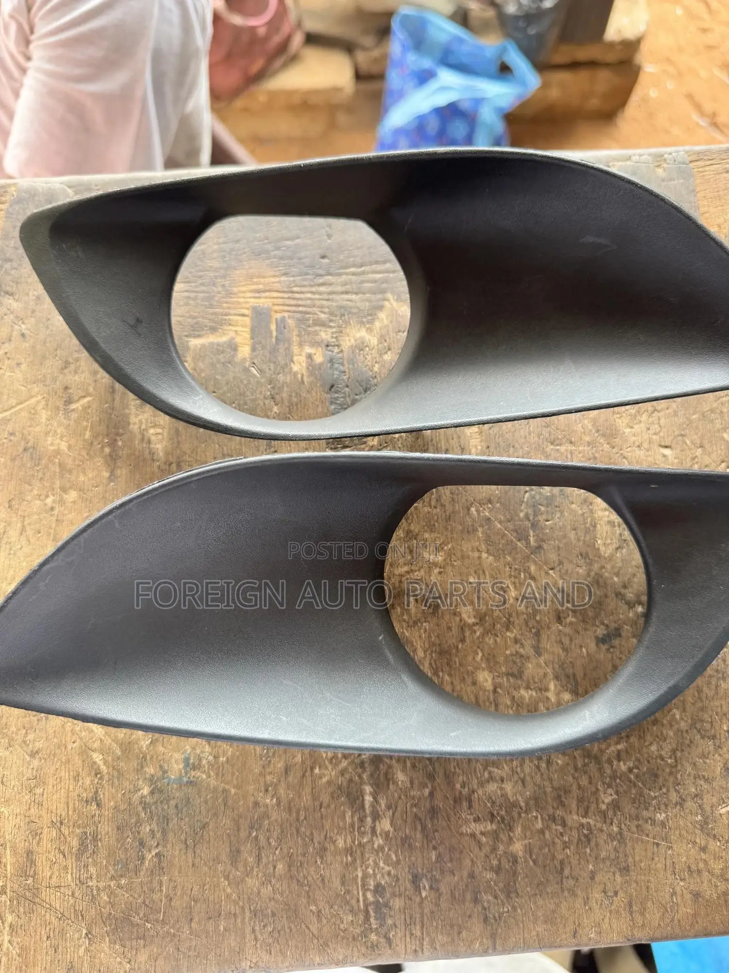 Vitz / Yaris 2007- 2012 Fog Lamp Covers.