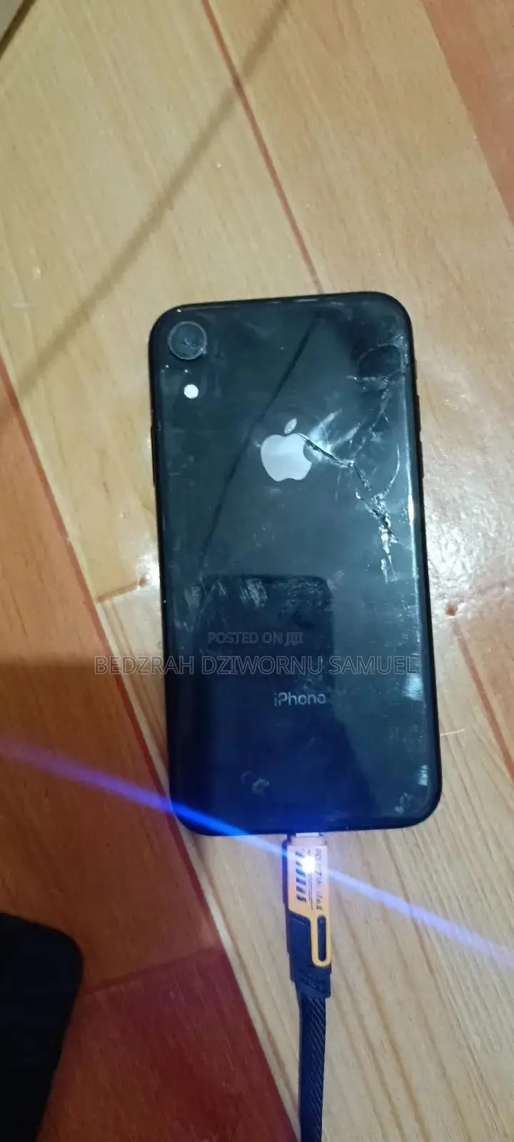 Apple XR 64 GB Black