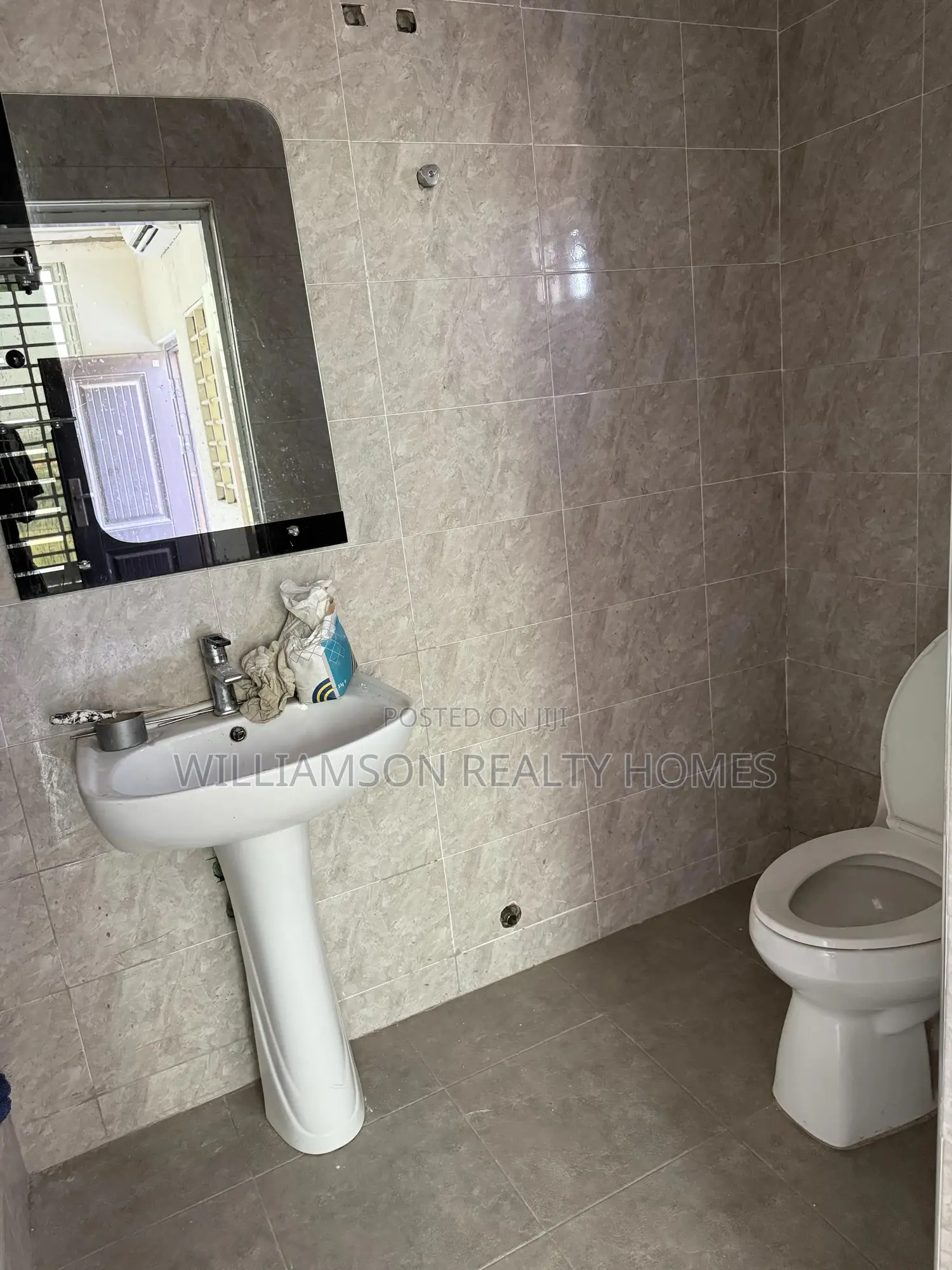 2bdrm Apartment in Hfc Estate Area, Spintex for rent