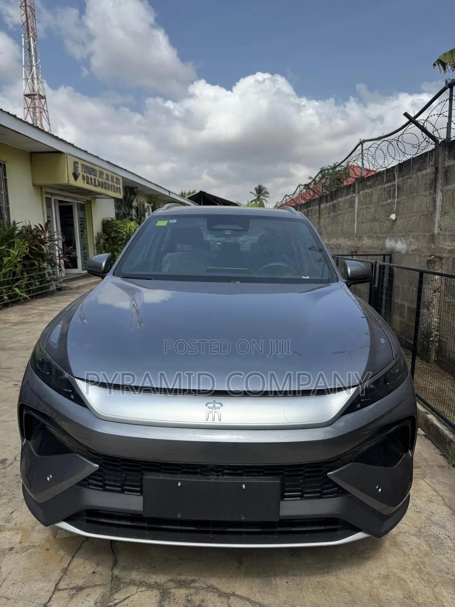 New BYD Song Pro DM-i 2025 Gray