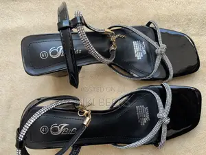 Ladies Heels With Adjustable Straps And Buckle