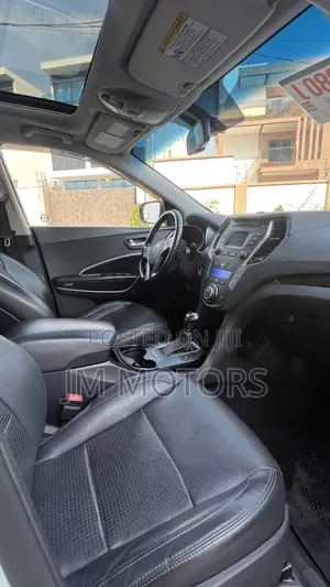 Hyundai Santa Fe 2015 White