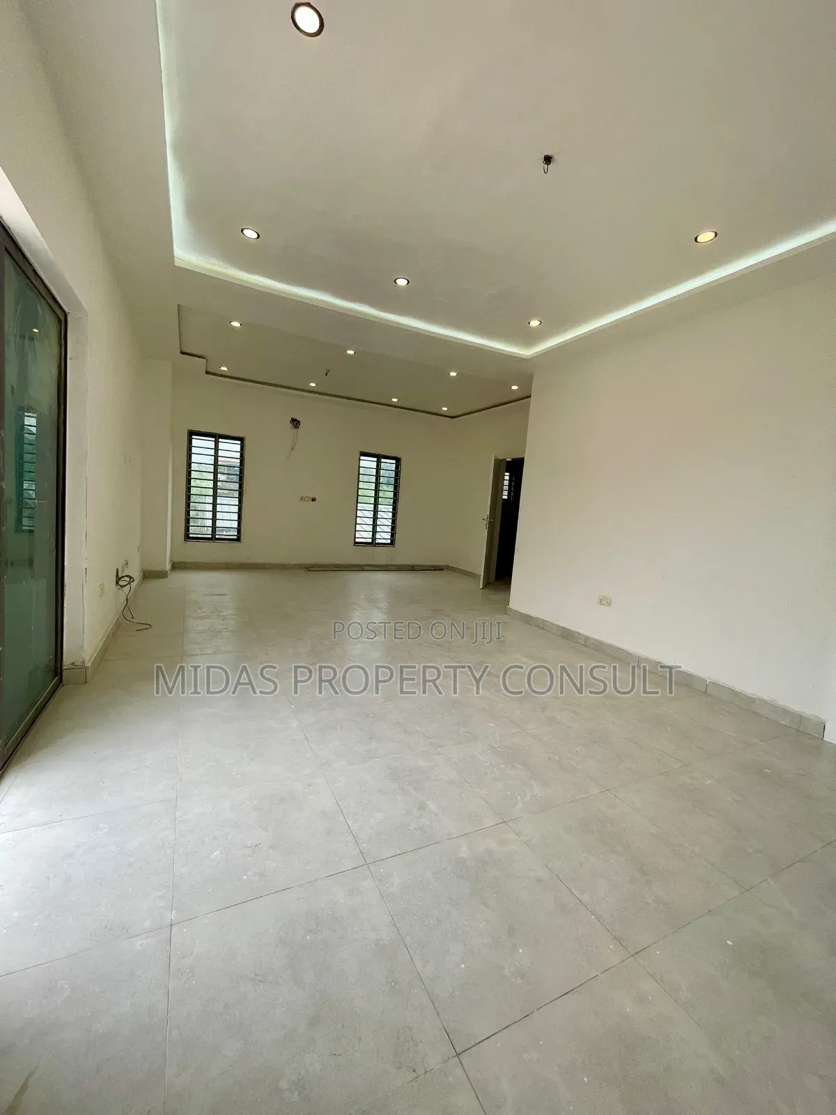 3bdrm House in Kwabenya for sale