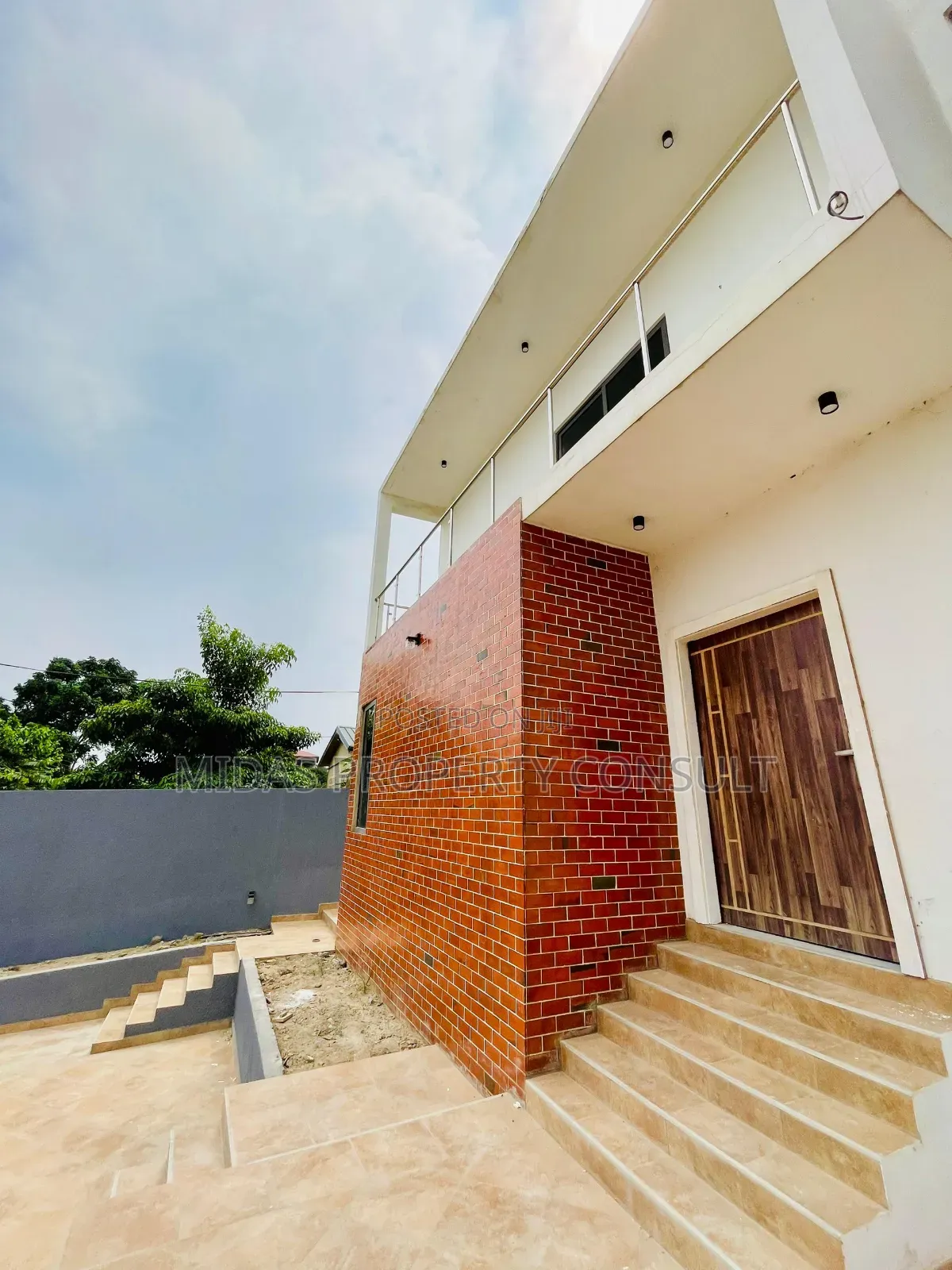 3bdrm House in Kwabenya for sale