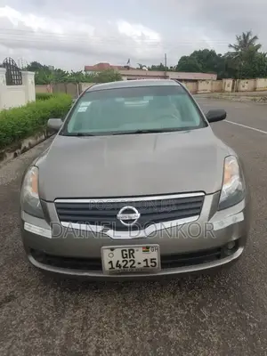 Nissan Altima 2010 Gray