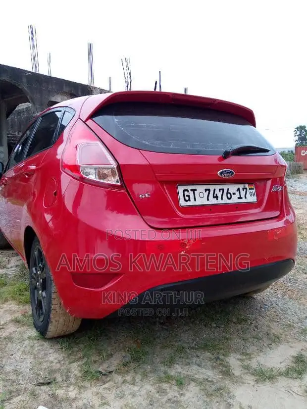 Ford Fiesta SE 4dr Hatchback (1.6L 4cyl 5M) 2015 Red