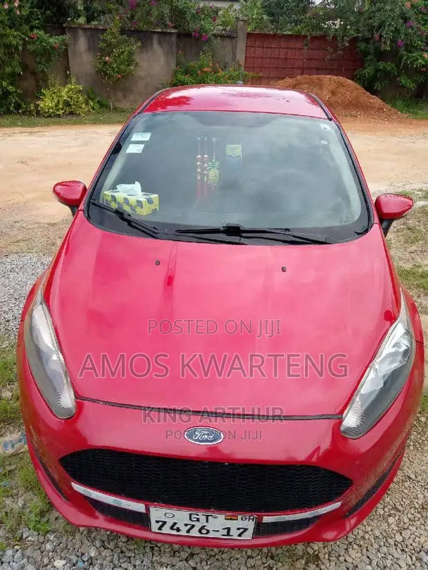 Ford Fiesta SE 4dr Hatchback (1.6L 4cyl 5M) 2015 Red