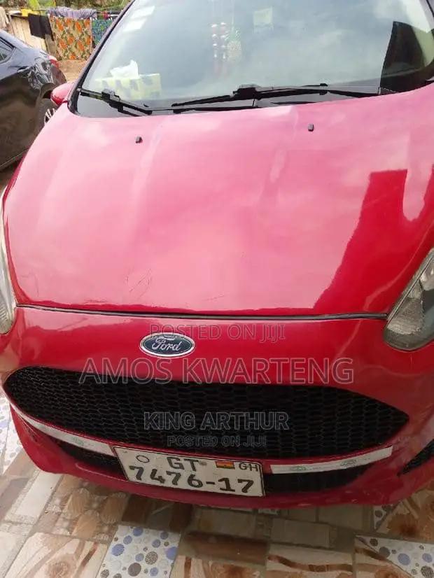 Ford Fiesta SE 4dr Hatchback (1.6L 4cyl 5M) 2015 Red