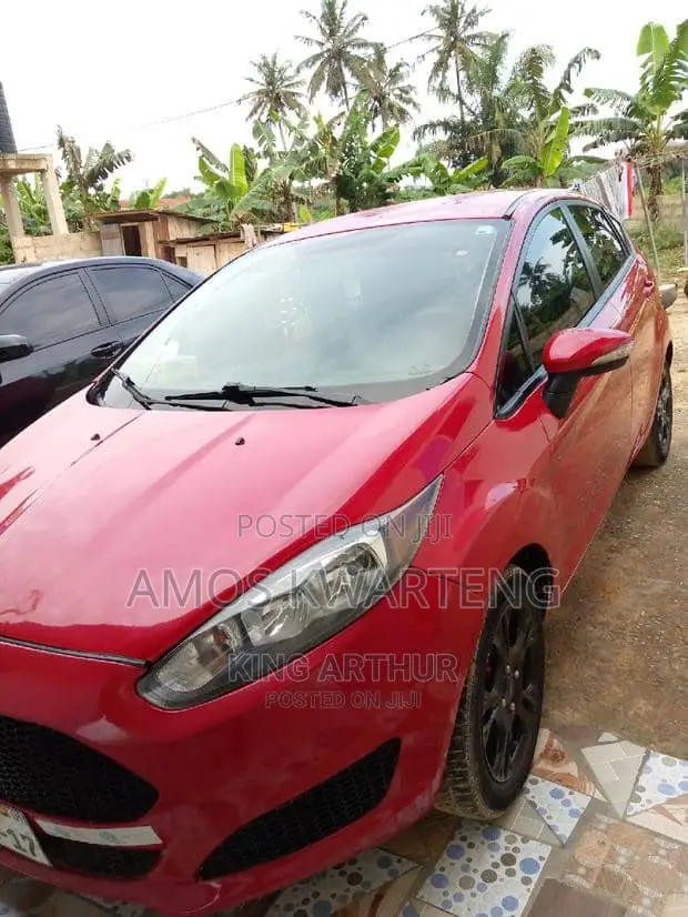 Ford Fiesta SE 4dr Hatchback (1.6L 4cyl 5M) 2015 Red