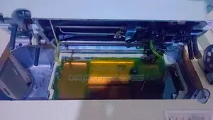 Almost New Industrial Sewing Machine – Barely Used