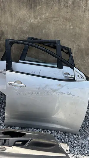 Pontiac Vibe 2009- 2000 Doors Available