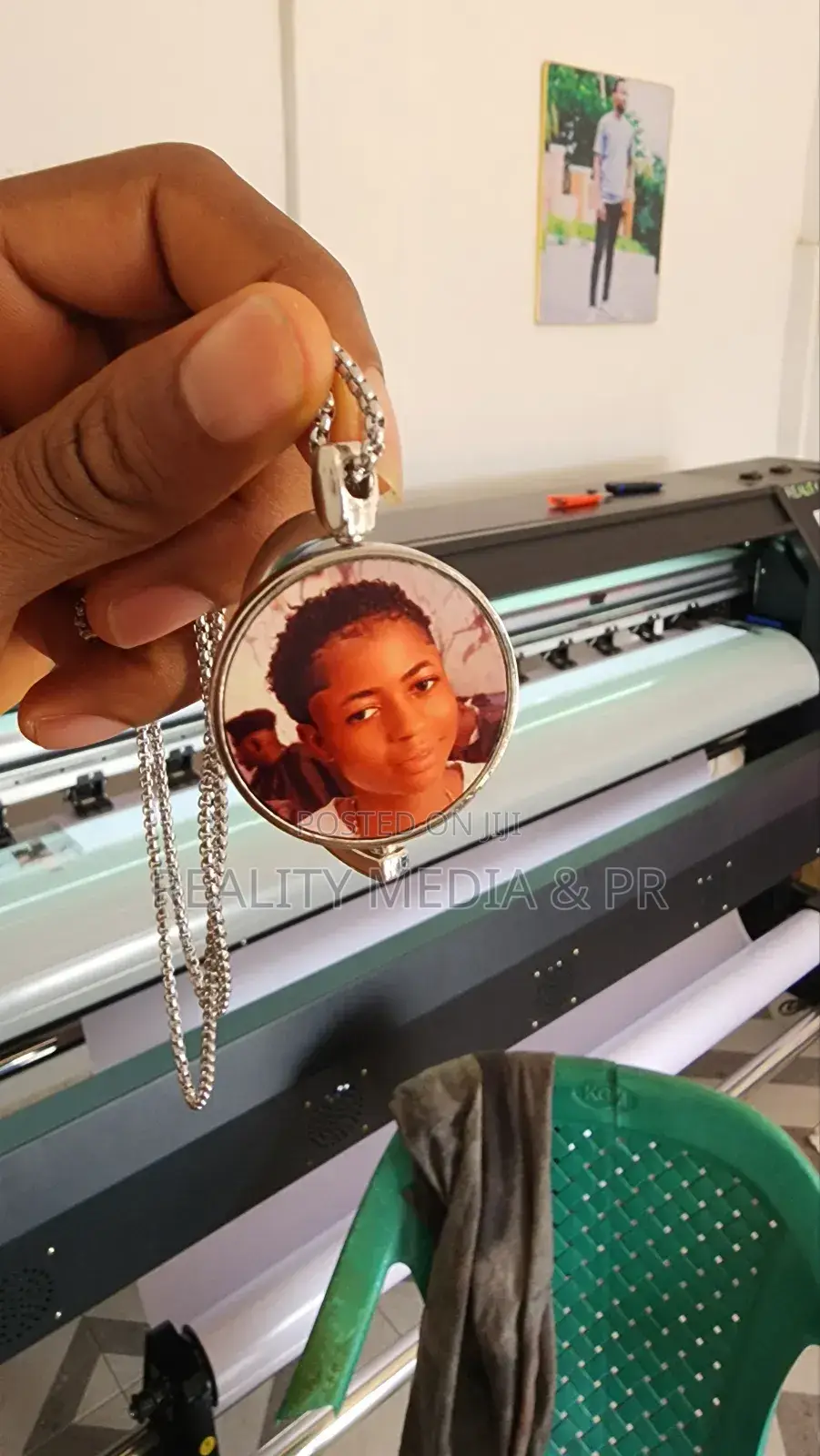iPhone Cases and Chains Customization