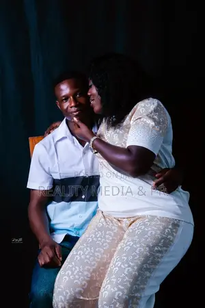 Pre-Wedding Photoshoot – Romantic Couple Photography – Obuasi