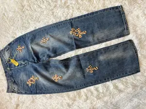 Men Jeans Available in Different Sizes