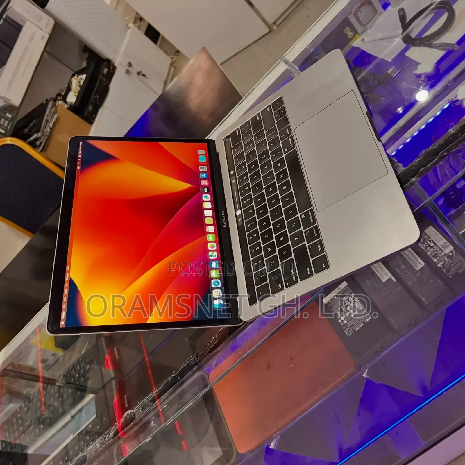 Laptop Apple MacBook Pro 2017 16GB Intel Core I5 SSD 256GB