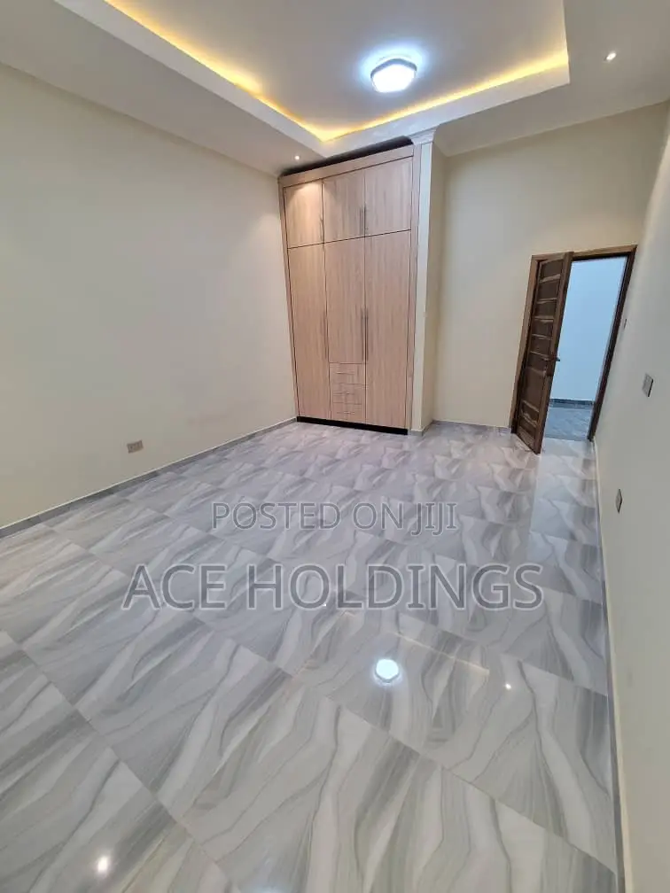 3bdrm Apartment in Tse Addo, Tseaddo for rent