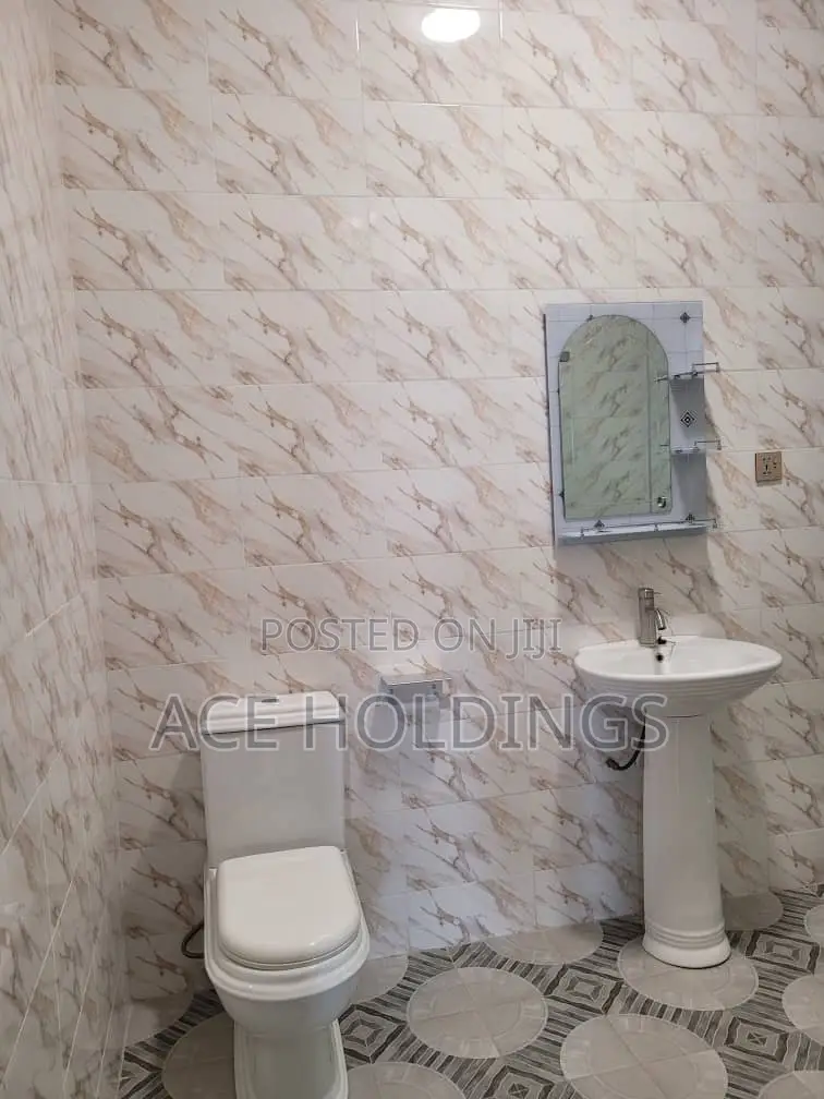 3bdrm Apartment in Tse Addo, Tseaddo for rent