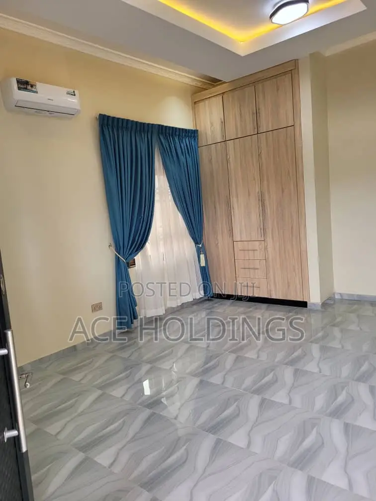 3bdrm Apartment in Tse Addo, Tseaddo for rent
