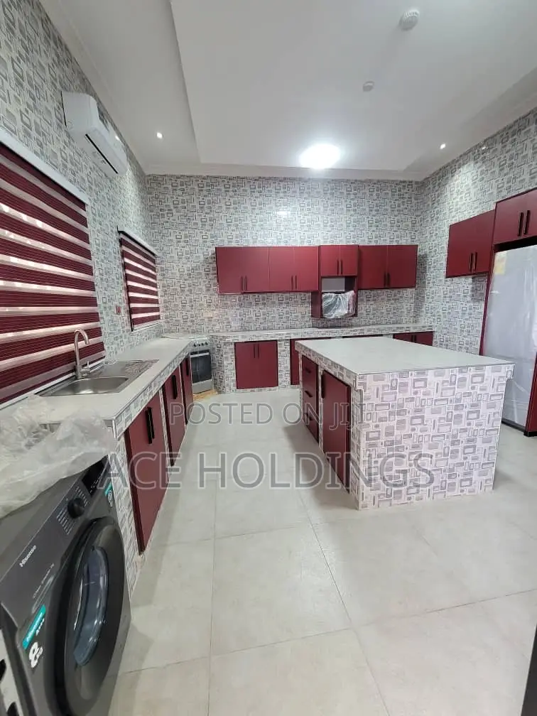 3bdrm Apartment in Tse Addo, Tseaddo for rent