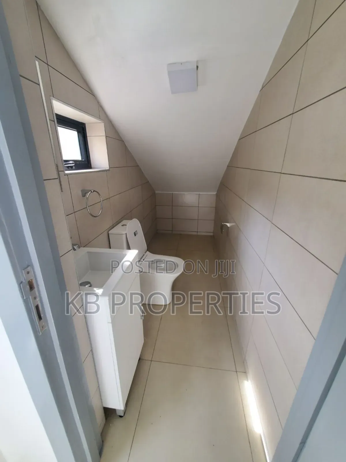 3bdrm House in Kb Properties, Spintex for rent
