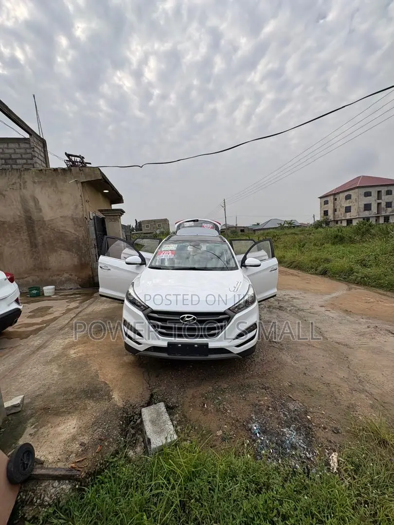 Hyundai Tucson 2018 White